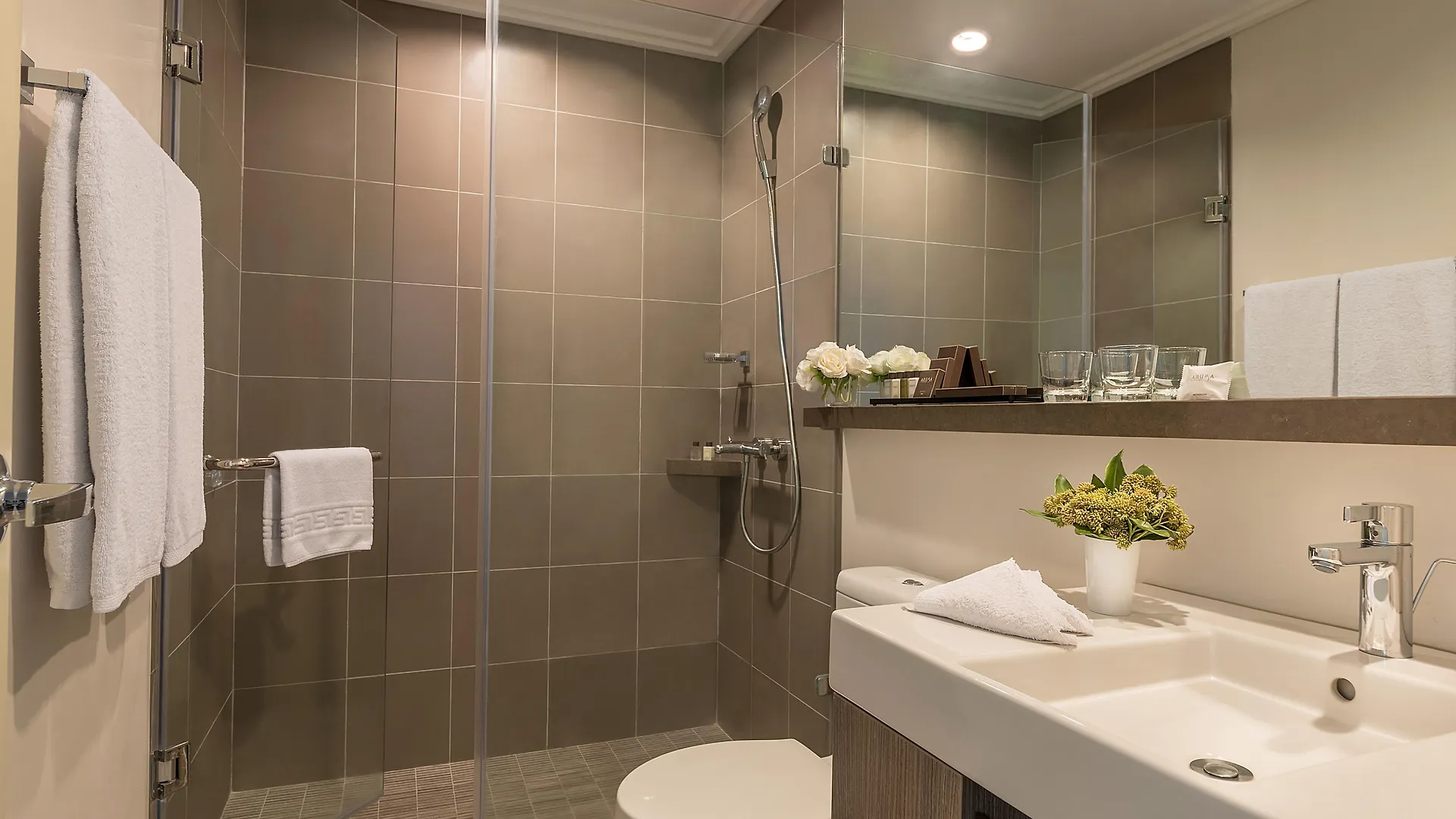 Aruga Apartments By Rockwell Makati Makati City 5*,  Filipíny